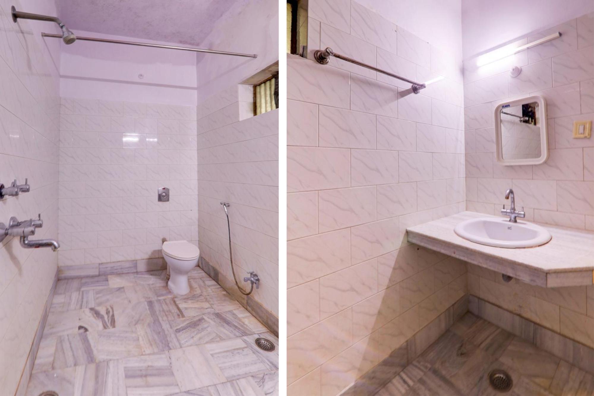 Hotel O Flagship Adbhut Moment Hotel Варанаси Екстериор снимка